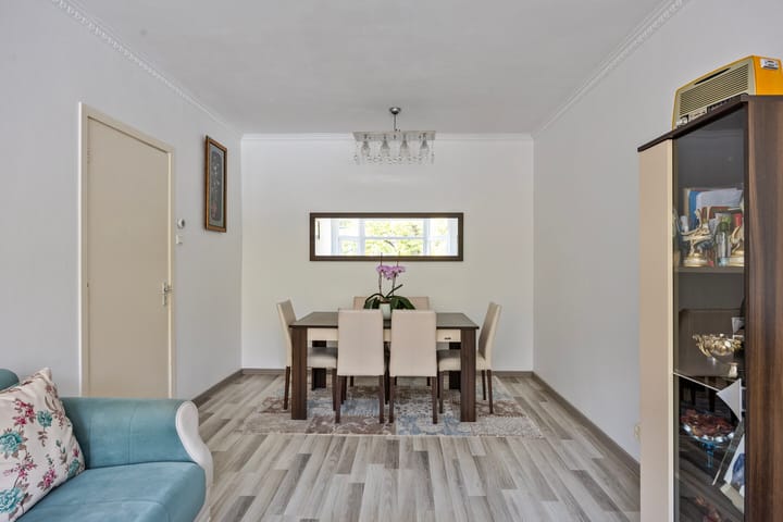 Foto 15 van De la Reyweg 533