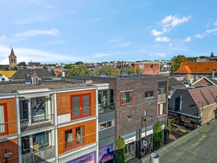 Foto 21 van Maandereind 10-F