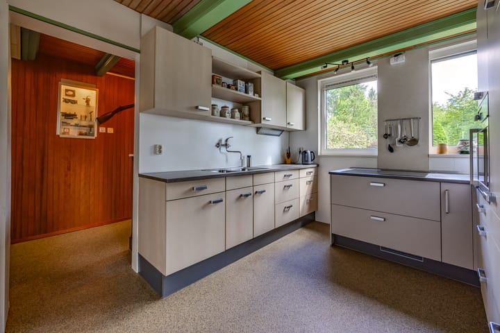 Foto 12 van Weenderstraat 22