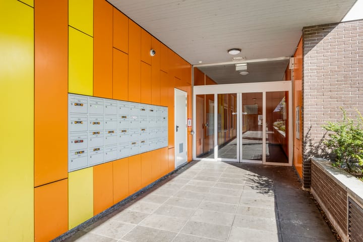 Foto 5 van Wolbrantskerkweg 110-F