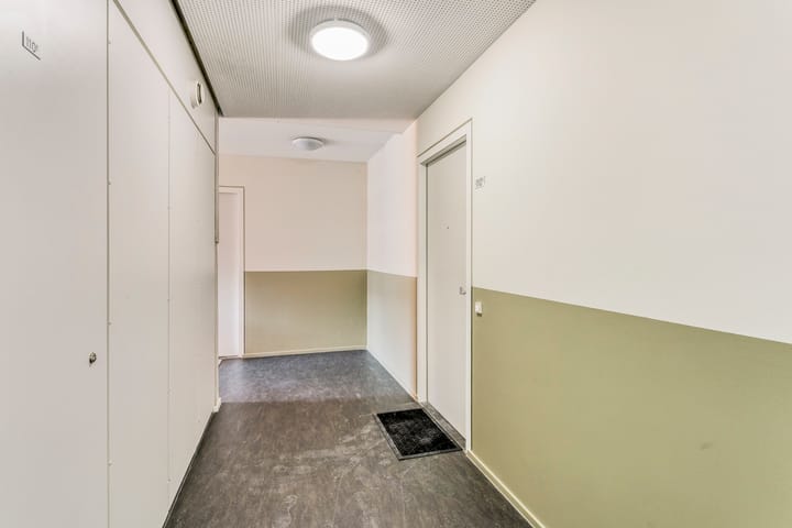 Foto 7 van Wolbrantskerkweg 110-F