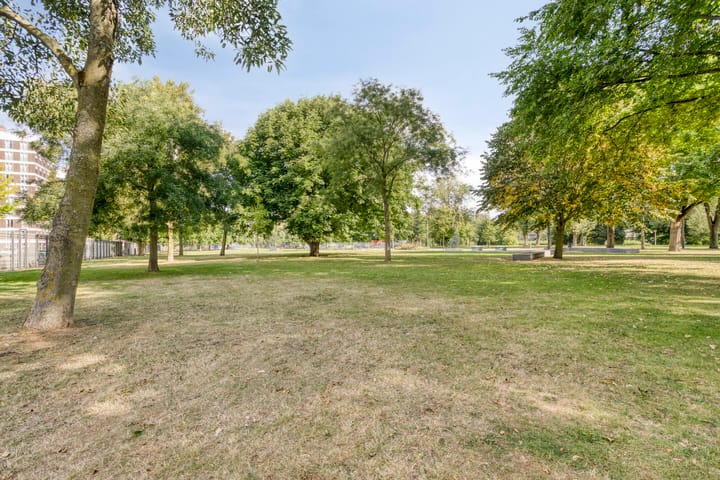 Foto 33 van Wolbrantskerkweg 110-F