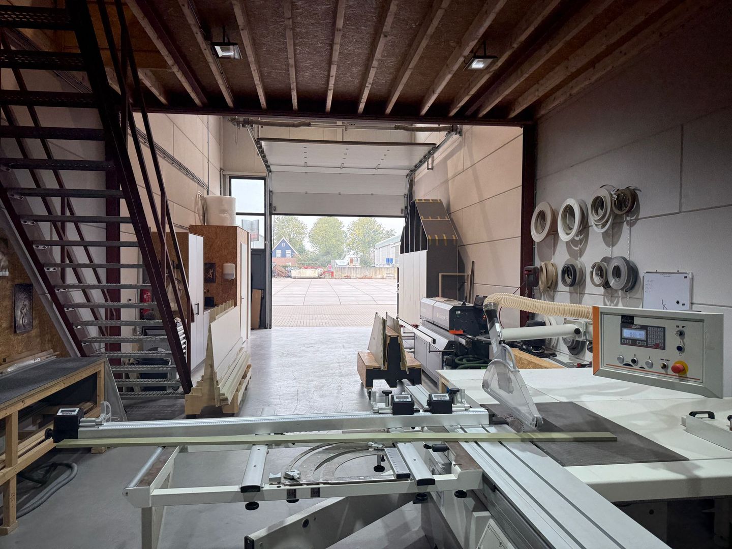 View photo 2 of Nijverheidsterrein 4-A