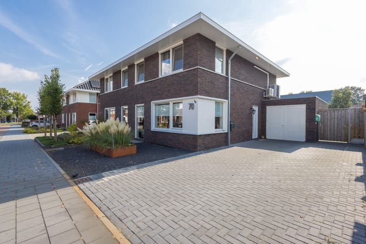 Photo 4 of Irisstraat 70