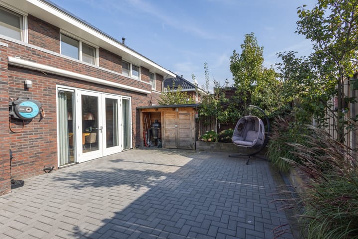 Photo 47 of Irisstraat 70