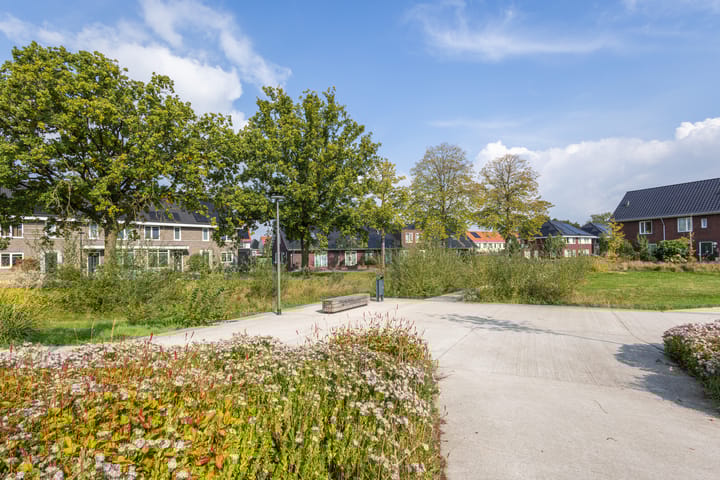 Photo 53 of Irisstraat 70