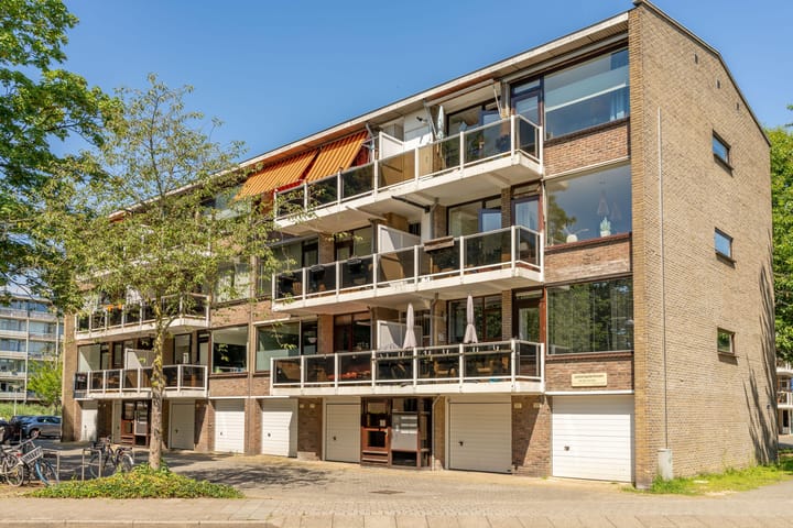 Photo 2 of Julianaplantsoen 317