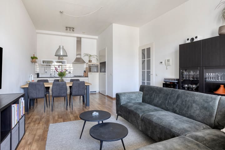 Photo 5 of Erasplaats 17