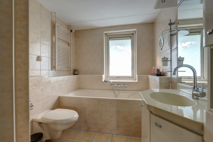 Photo 19 of Voorlandseweg 45