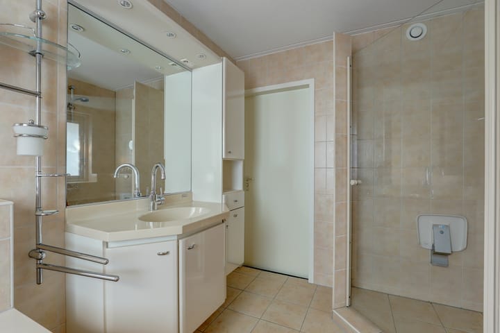 Photo 20 of Voorlandseweg 45