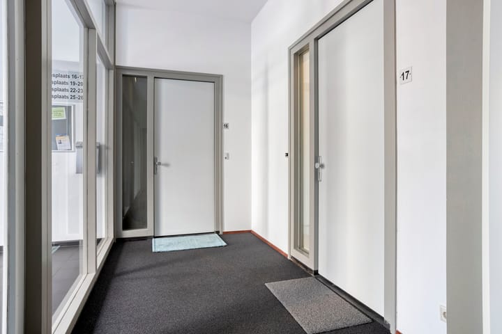 Photo 19 of Erasplaats 17