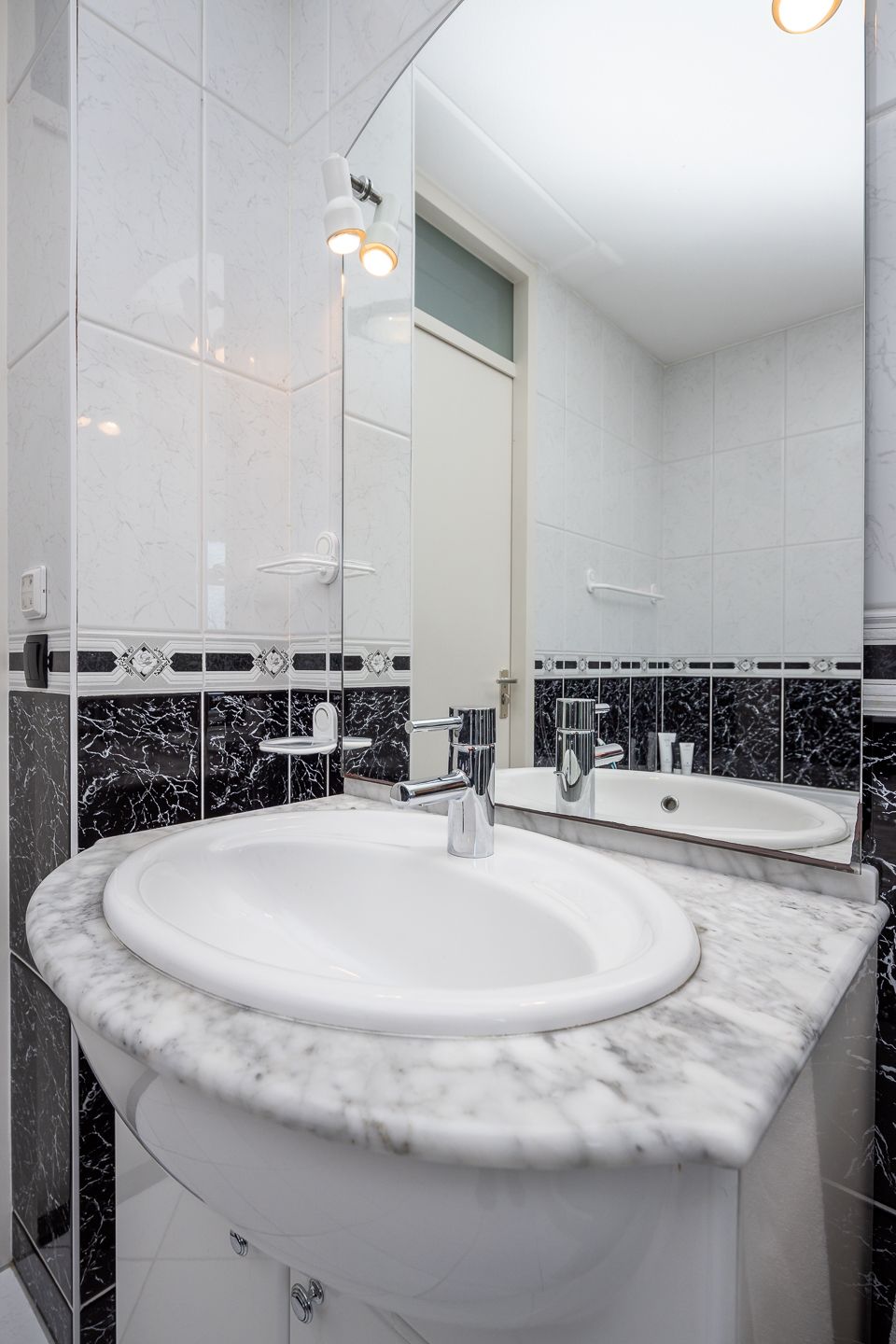 Foto 57 van Kervel 14