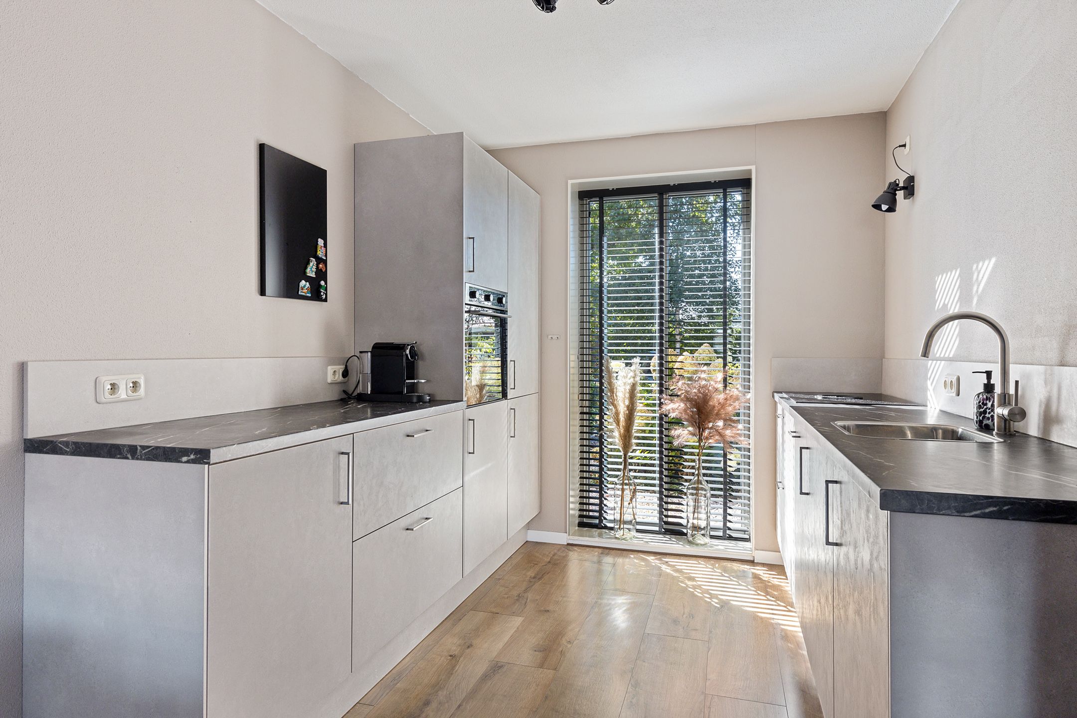 Foto 12 van Linde 26