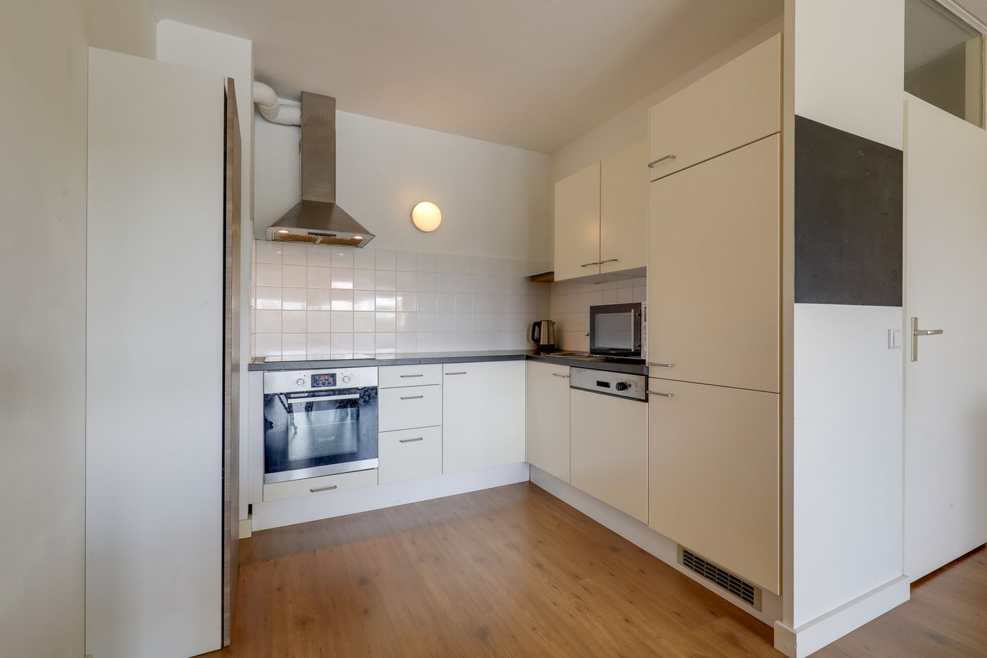 Foto 10 van Aalscholversingel 448