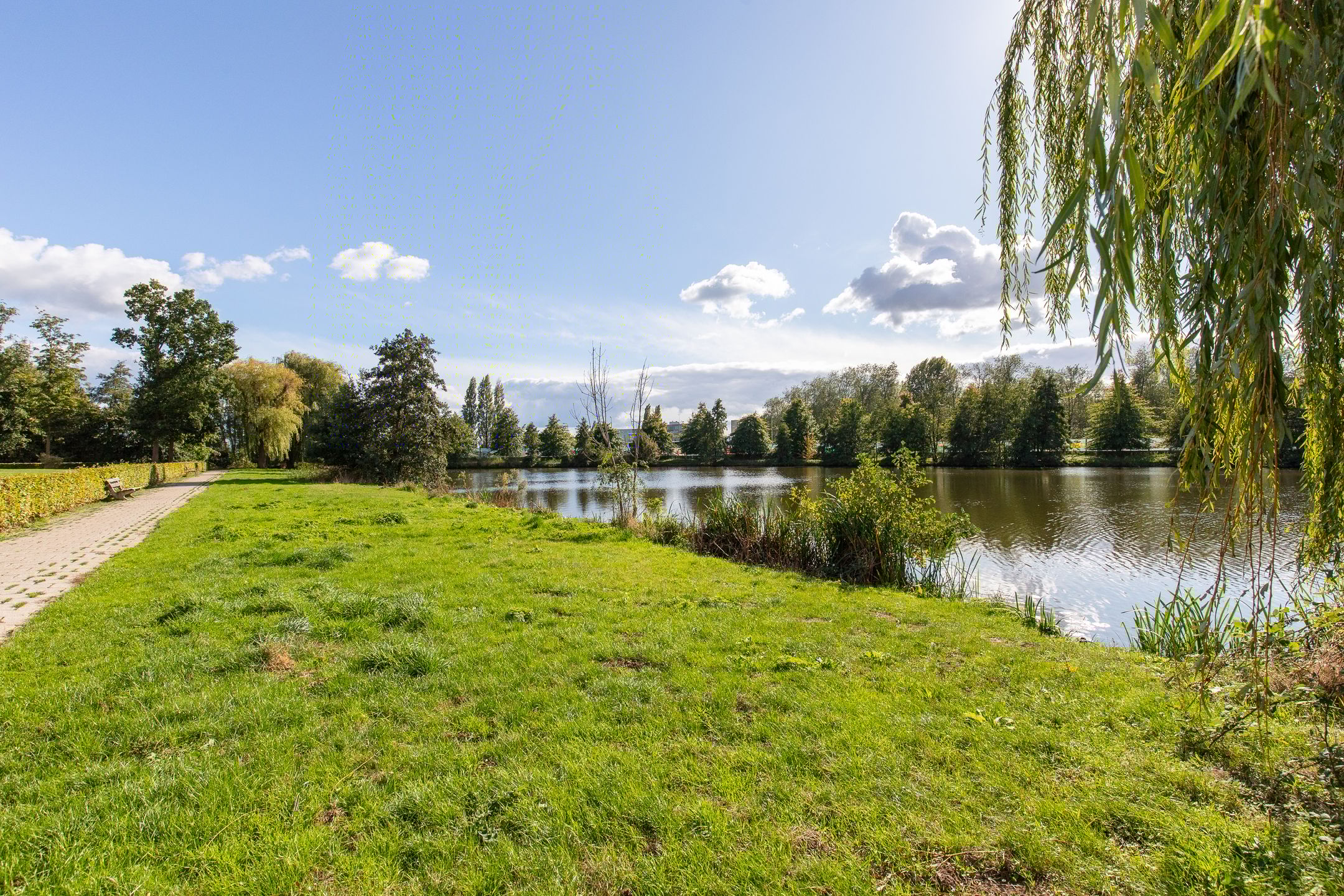 Foto 21 van Aalscholversingel 448