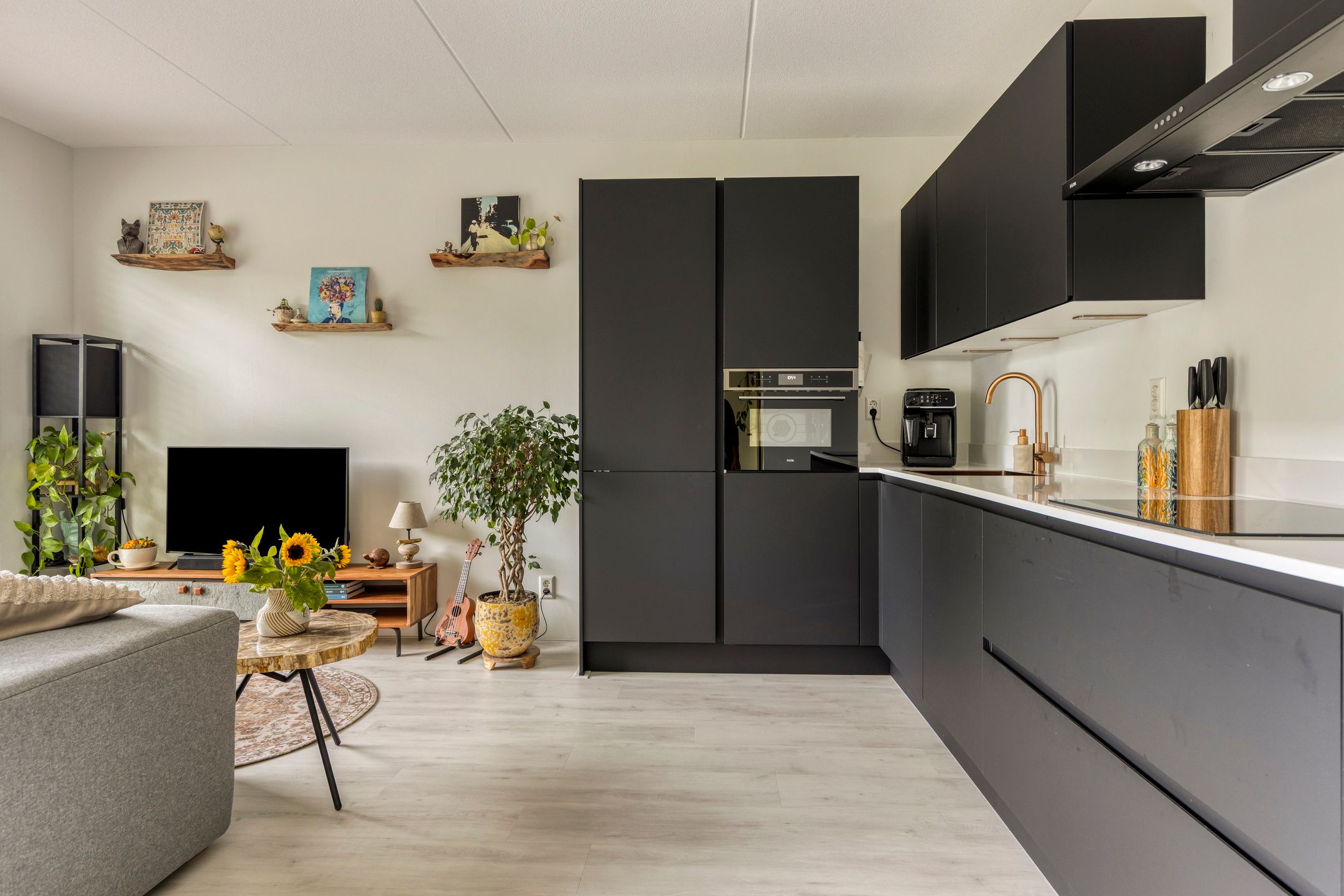 Foto 9 van Waardereiland 37