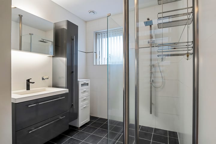 Photo 42 of Stippelzegge 3