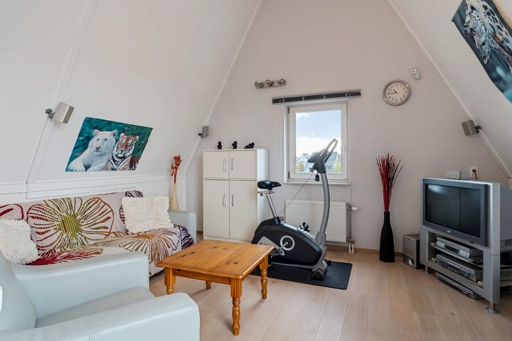 Photo 48 of Stippelzegge 3