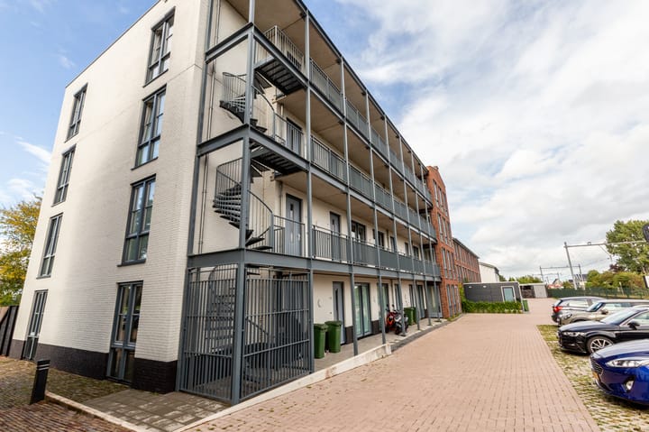 Foto 30 van Stationsweg 49