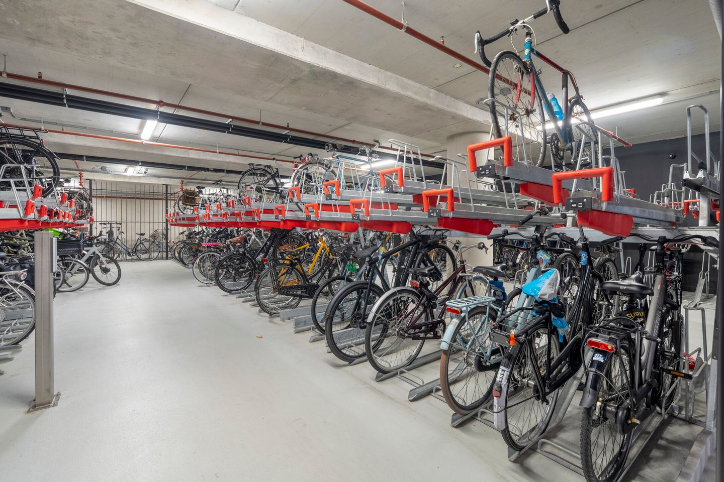 Photo 34 of Badhuiskade 303