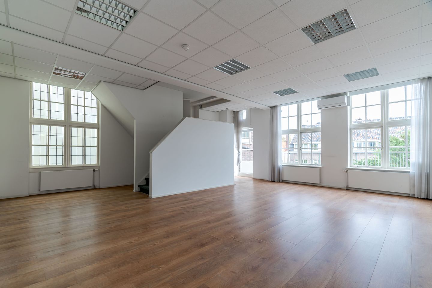 Bekijk foto 5 van Lange Voorhout 86