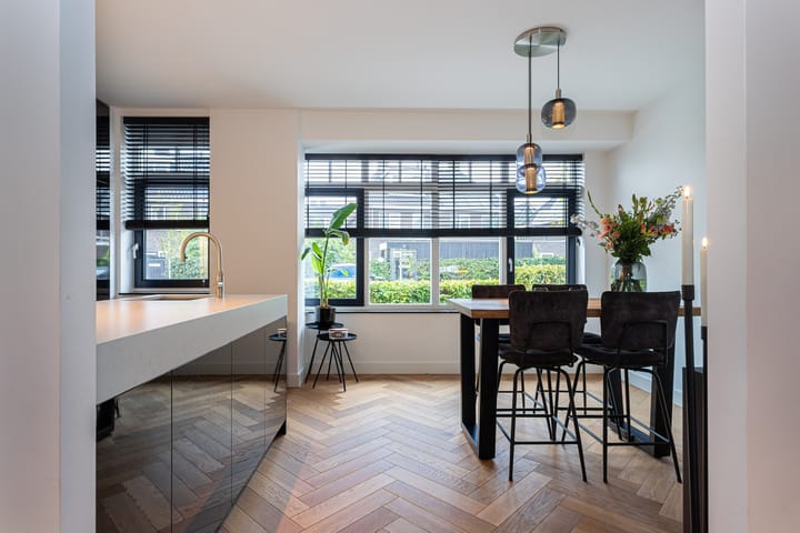 Foto 16 van Regenboog 67