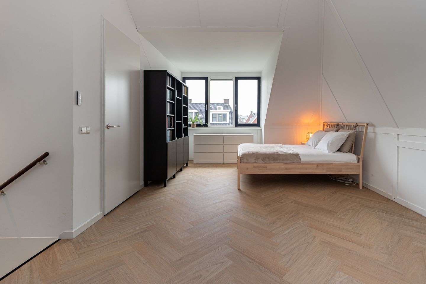 Foto 34 van Regenboog 67