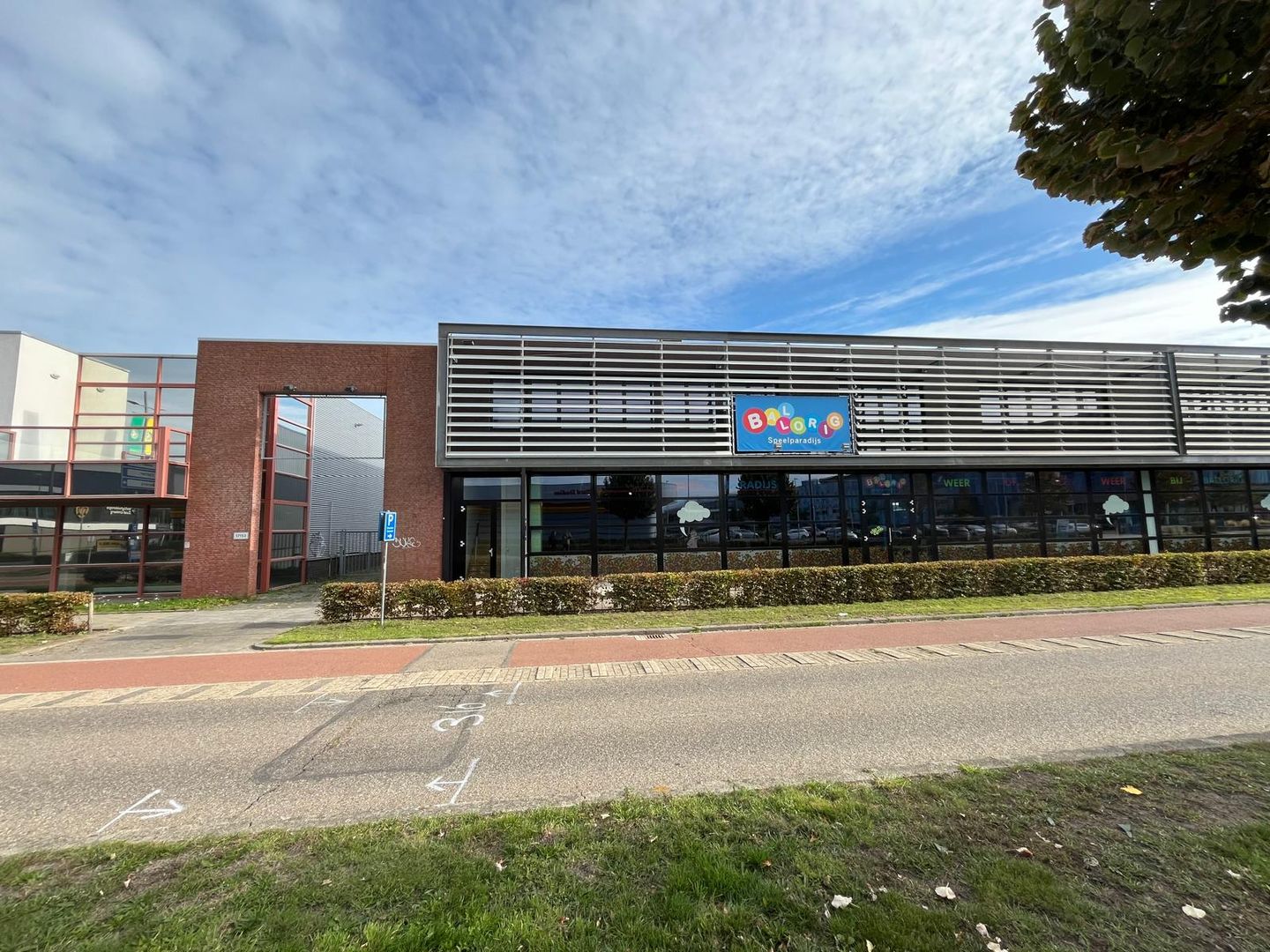 Bekijk foto 4 van Lissabonlaan 20