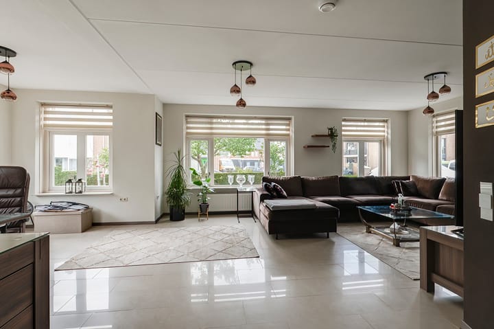 Foto 11 van Zwaluwstraat 3