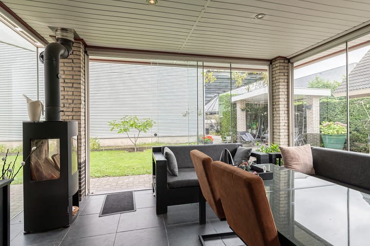 Foto 15 van Zwaluwstraat 3