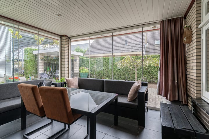 Foto 16 van Zwaluwstraat 3