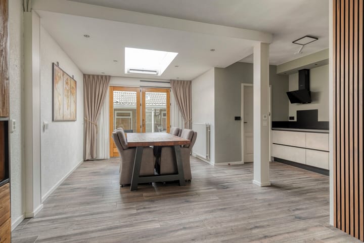 Photo 3 of de Vang 21