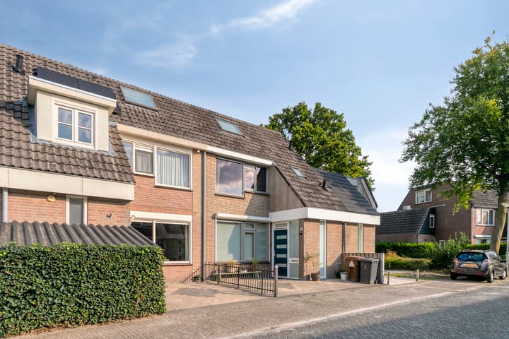 Photo 6 of de Vang 21