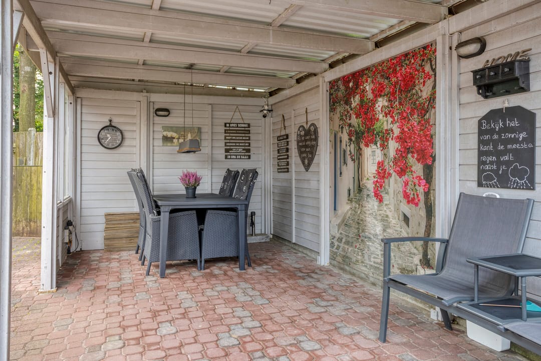 Photo 32 of Dr Ariënsstraat 115