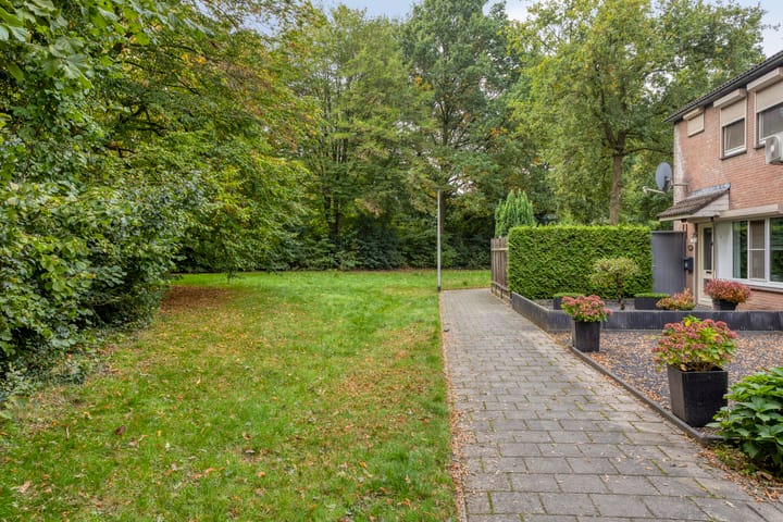 Photo 35 of Dr Ariënsstraat 115