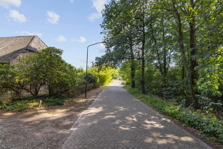 Photo 29 of Hoevensestraat 12