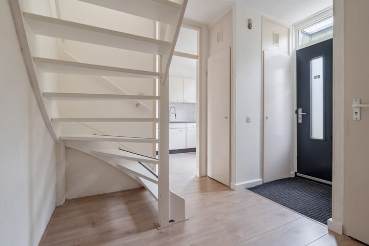 Photo 5 of Ambachtenlaan 133