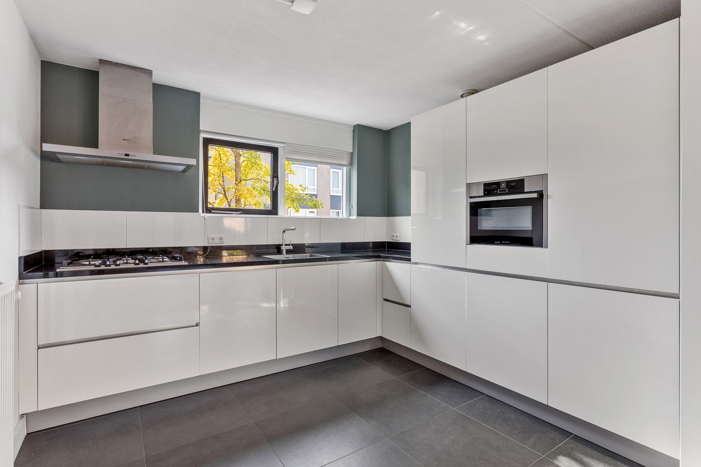 Foto 10 van Umbrialaan 11