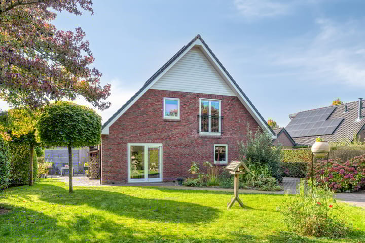 Photo 54 of Altena 3