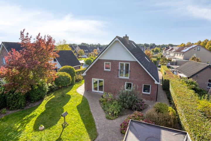 Photo 58 of Altena 3