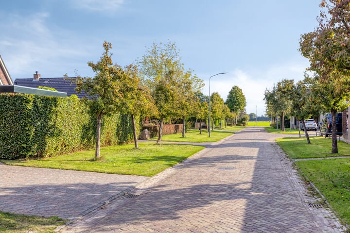 Photo 66 of Altena 3