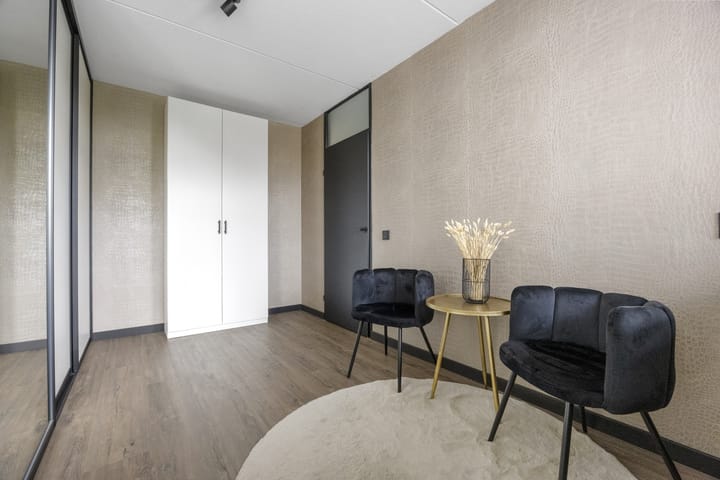 Photo 21 of Eekschillerslaan 26