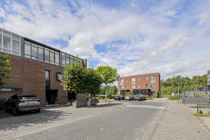 Photo 2 of Priemkruid 87