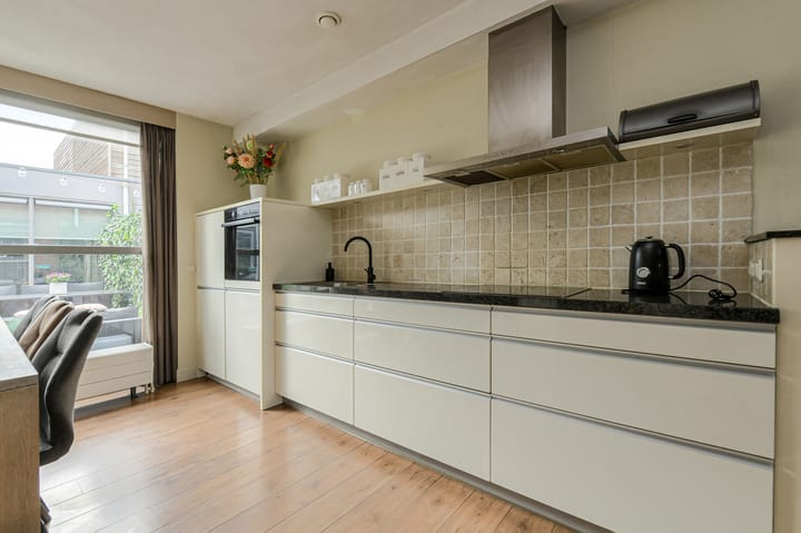 Photo 12 of Priemkruid 87