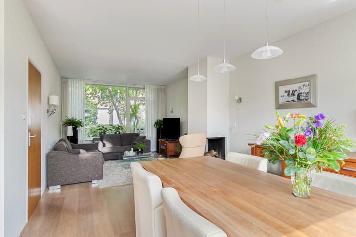 Photo 12 of Hazelaarstraat 117