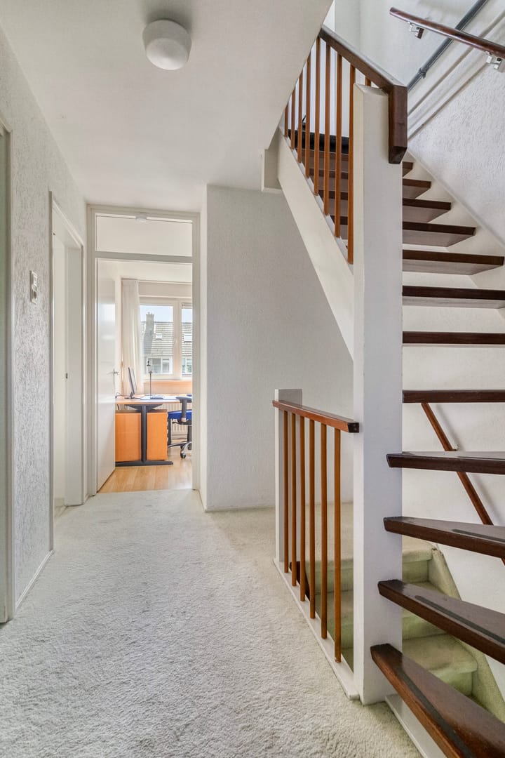 Photo 18 of Hazelaarstraat 117