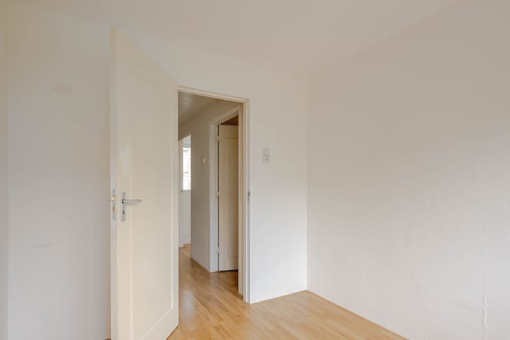 Foto 21 van Dickensstraat 10