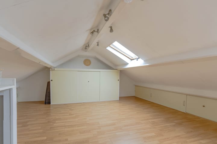 Foto 25 van Dickensstraat 10