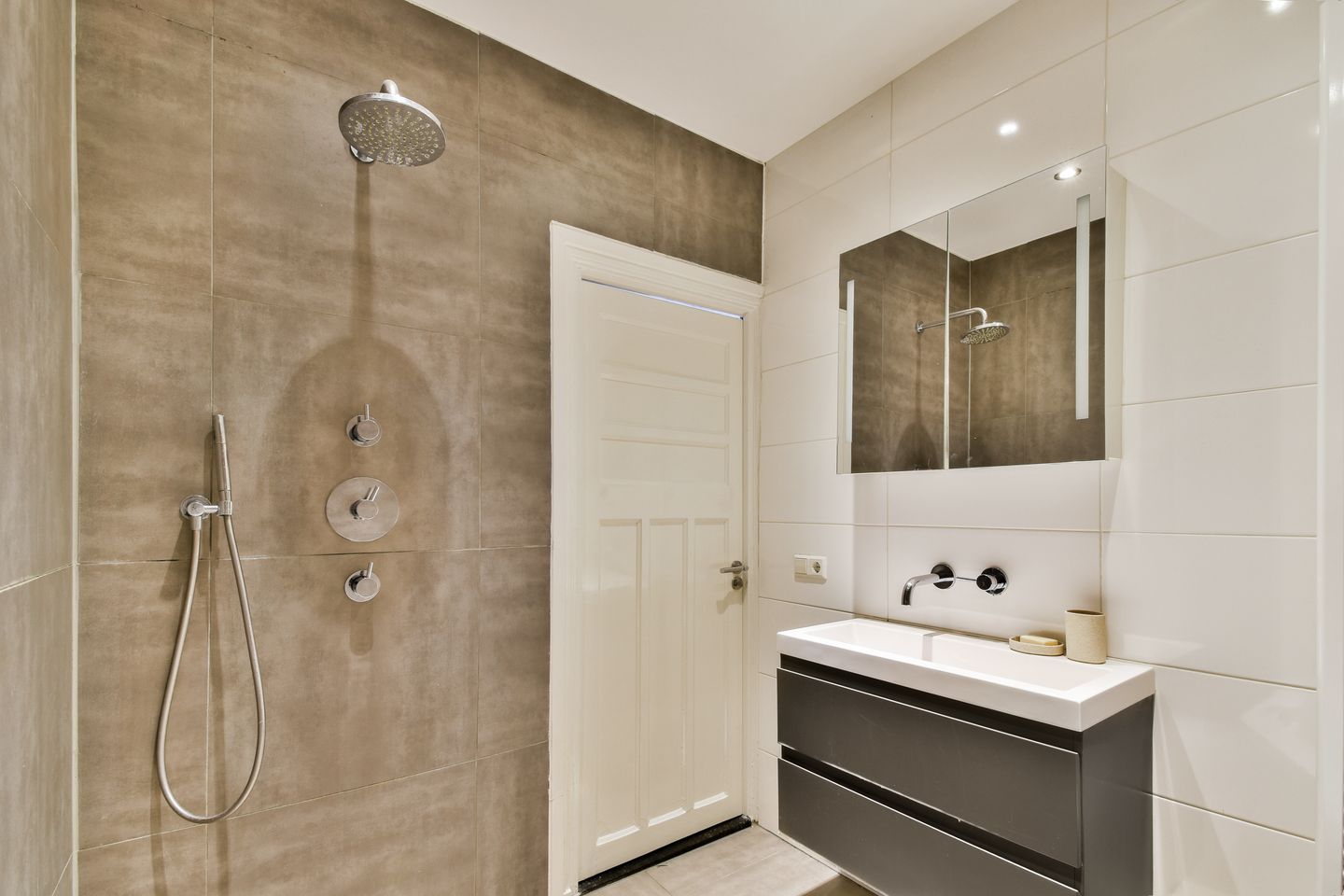 Foto 19 van Churchill-laan 290-1