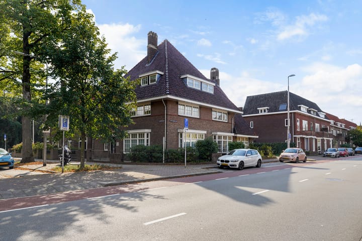 P.F. Bergmansstraat 1, Tilburg